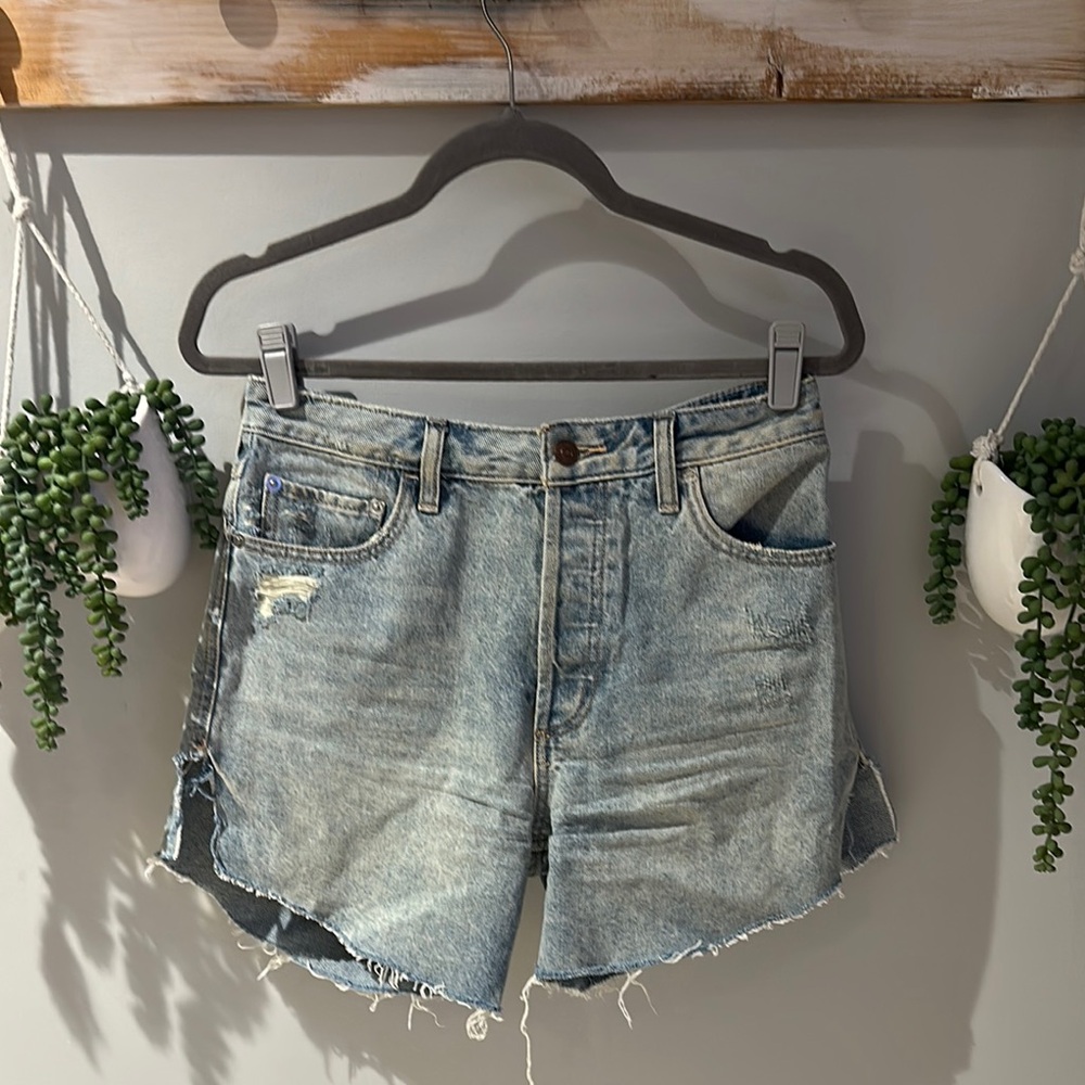 We The Free Light Blue Denim Shorts size 26
